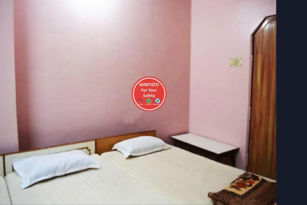 Hotel P N Ganga Varanasi Exterior foto